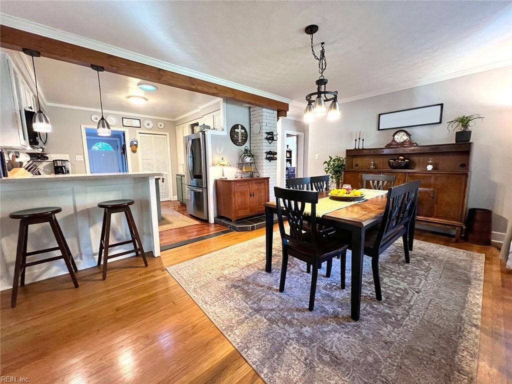 11 Dwight Road, Newport News, VA 23601