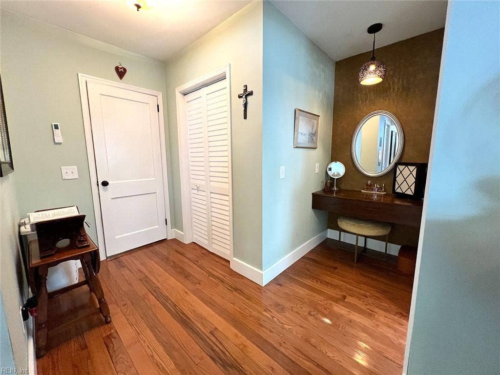 11 Dwight Road, Newport News, VA 23601