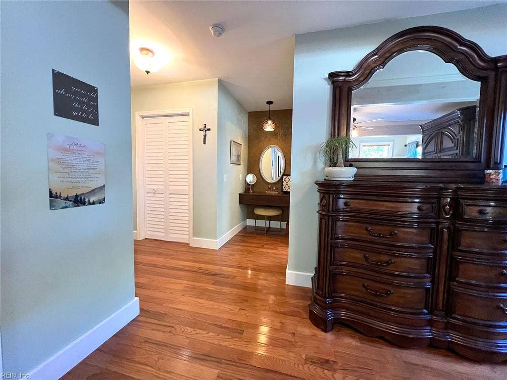 11 Dwight Road, Newport News, VA 23601