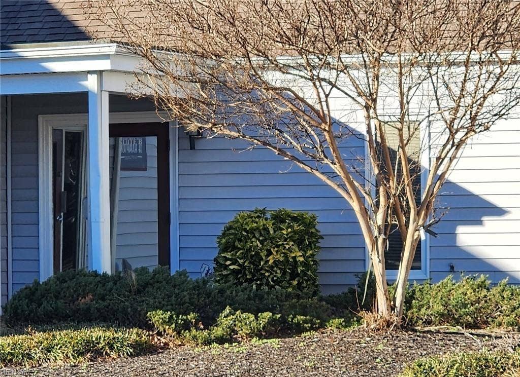 2200 Executive Drive, #BCD, Colony Square, Hampton, VA 23666 2200 Executive Drive, #BCD, Colony Square, Hampton, VA 23666