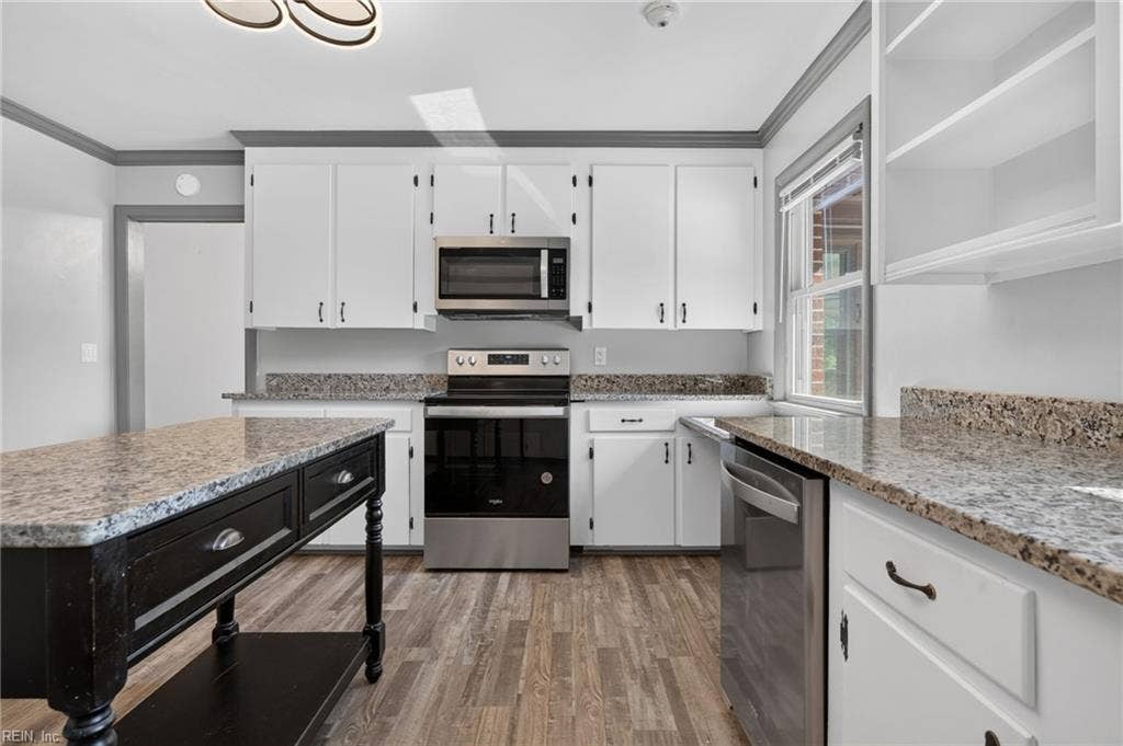 1637 Wakefield Drive, Virginia Beach, VA 23455