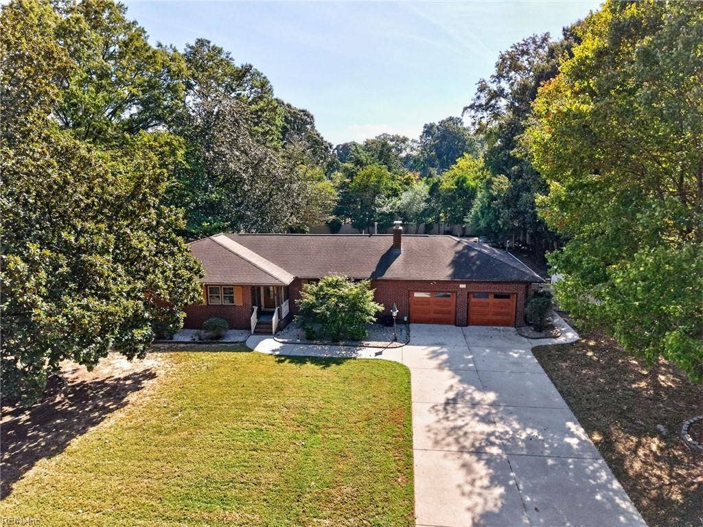 1637 Wakefield Drive, Virginia Beach, VA 23455