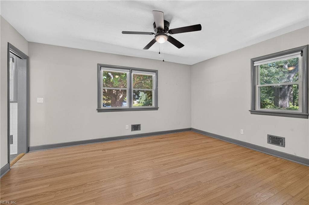 1637 Wakefield Drive, Virginia Beach, VA 23455