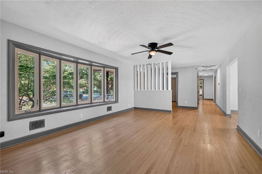 1637 Wakefield Drive, Virginia Beach, VA 23455