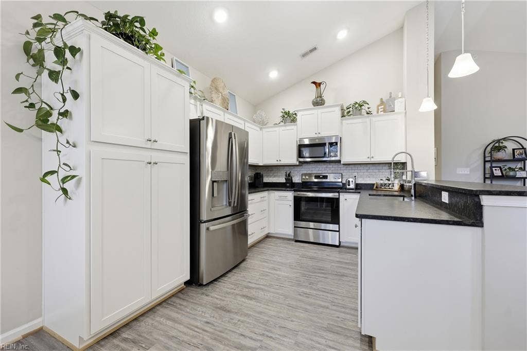 310 Kathy Ann Way W, Carrollton, VA 23314