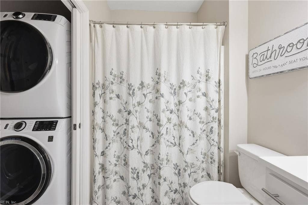 310 Kathy Ann Way W, Carrollton, VA 23314