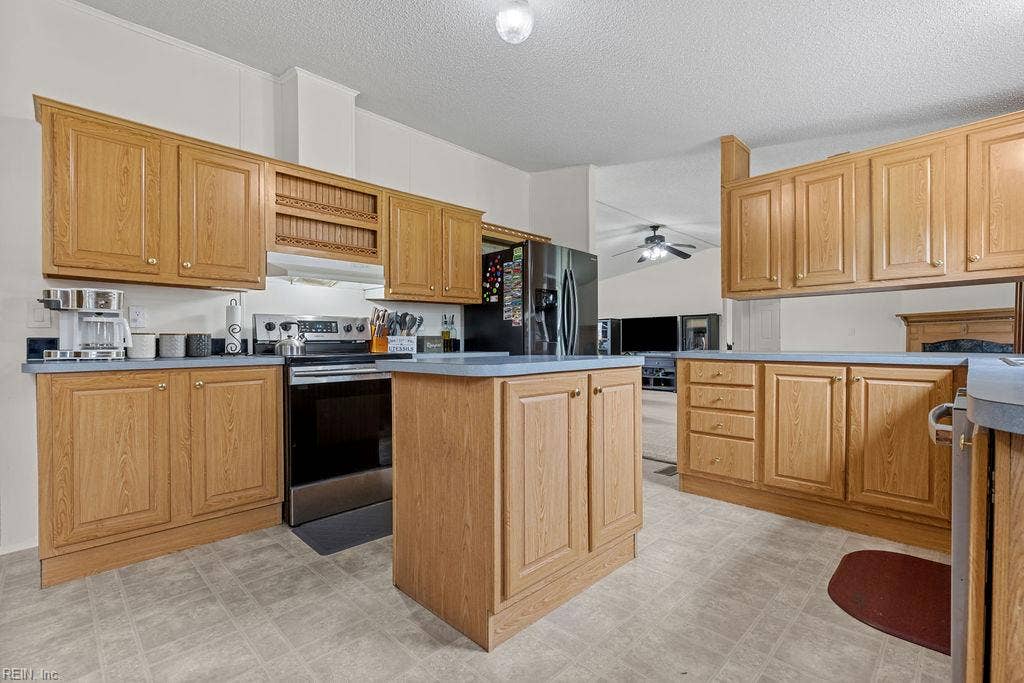9 Muddy Cross Road, Hobbsville, NC 27946
