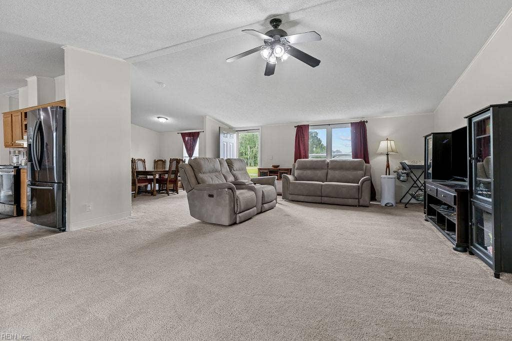 9 Muddy Cross Road, Hobbsville, NC 27946