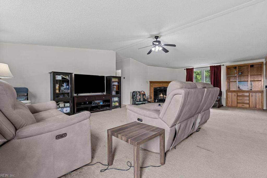 9 Muddy Cross Road, Hobbsville, NC 27946
