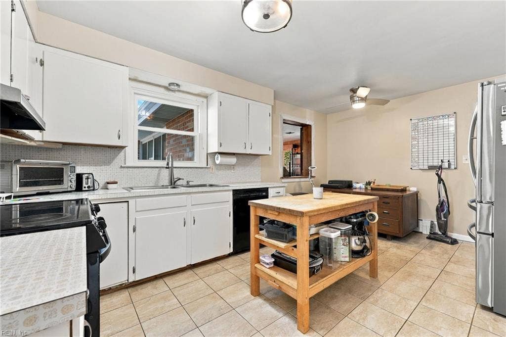 140 Cherry Street, Chesapeake Cottage Co, Norfolk, VA 23503 140 Cherry Street, Chesapeake Cottage Co, Norfolk, VA 23503