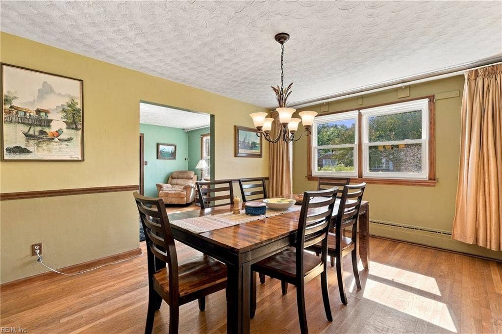 140 Cherry Street, Chesapeake Cottage Co, Norfolk, VA 23503 140 Cherry Street, Chesapeake Cottage Co, Norfolk, VA 23503