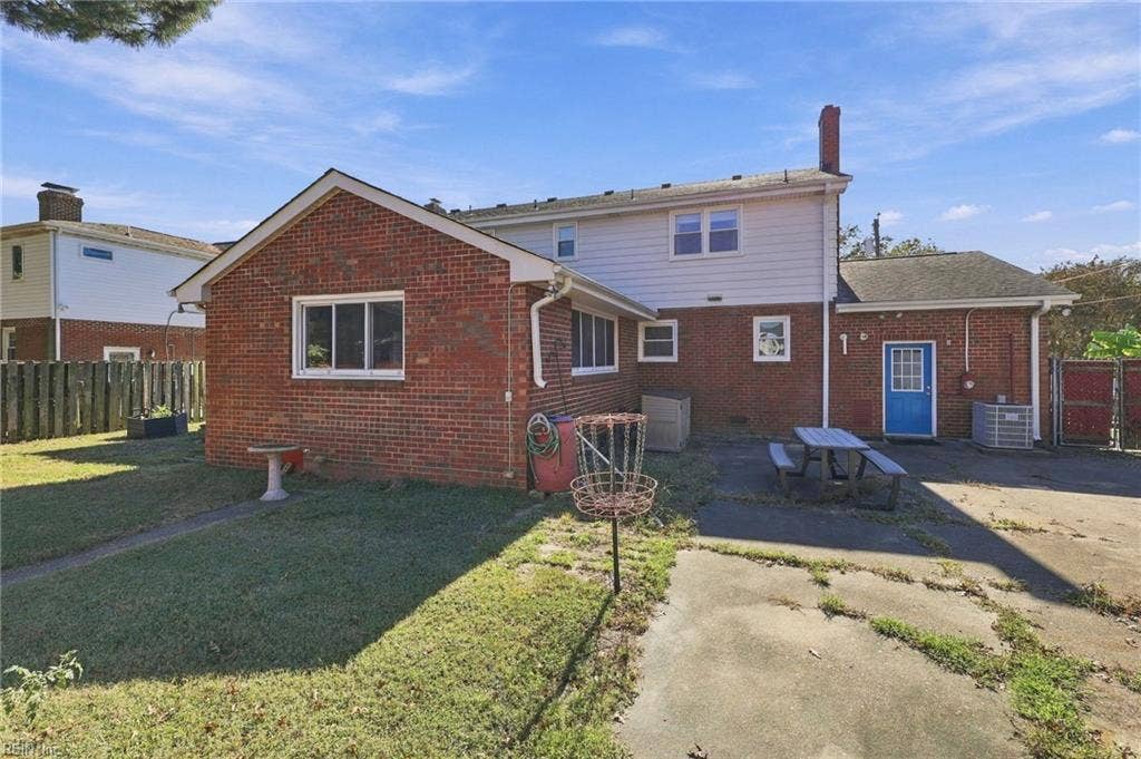140 Cherry Street, Chesapeake Cottage Co, Norfolk, VA 23503 140 Cherry Street, Chesapeake Cottage Co, Norfolk, VA 23503
