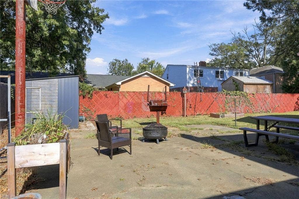 140 Cherry Street, Chesapeake Cottage Co, Norfolk, VA 23503 140 Cherry Street, Chesapeake Cottage Co, Norfolk, VA 23503