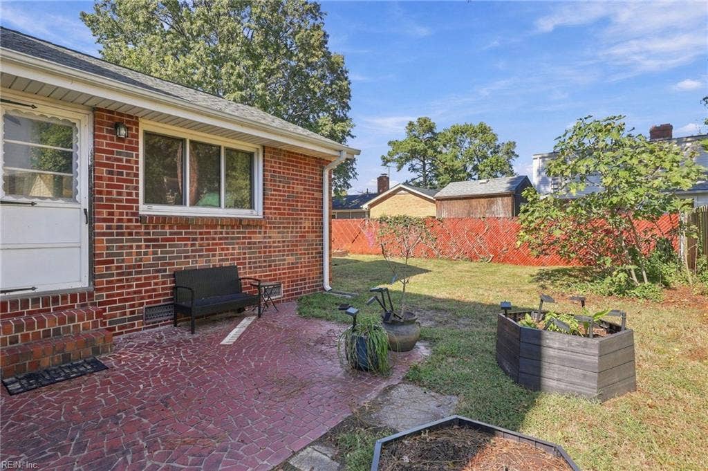 140 Cherry Street, Chesapeake Cottage Co, Norfolk, VA 23503 140 Cherry Street, Chesapeake Cottage Co, Norfolk, VA 23503