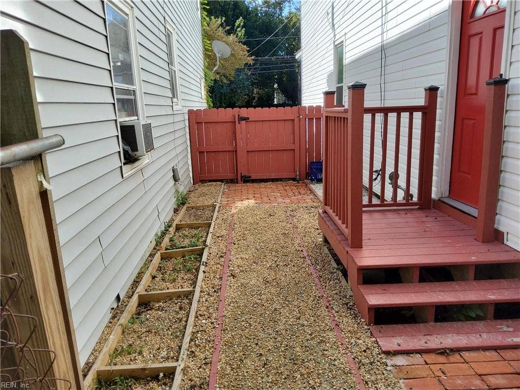 748 C Avenue, Huntersville, Norfolk, VA 23504 748 C Avenue, Huntersville, Norfolk, VA 23504