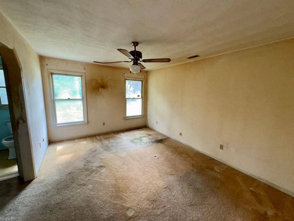 5125 Crabtree Place, Portsmouth, VA 23703 5125 Crabtree Place, Portsmouth, VA 23703