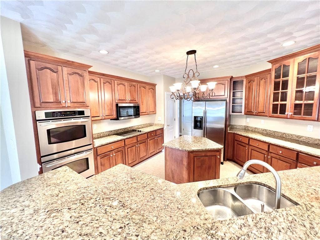 336 Conservation Crossing, Chesapeake, VA 23320