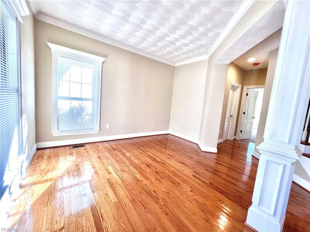 336 Conservation Crossing, Chesapeake, VA 23320