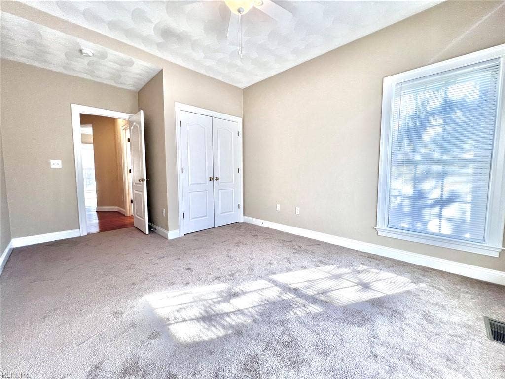 336 Conservation Crossing, Chesapeake, VA 23320