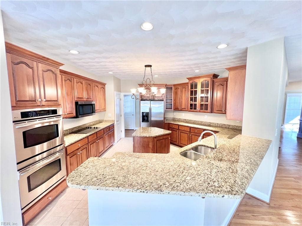 336 Conservation Crossing, Chesapeake, VA 23320