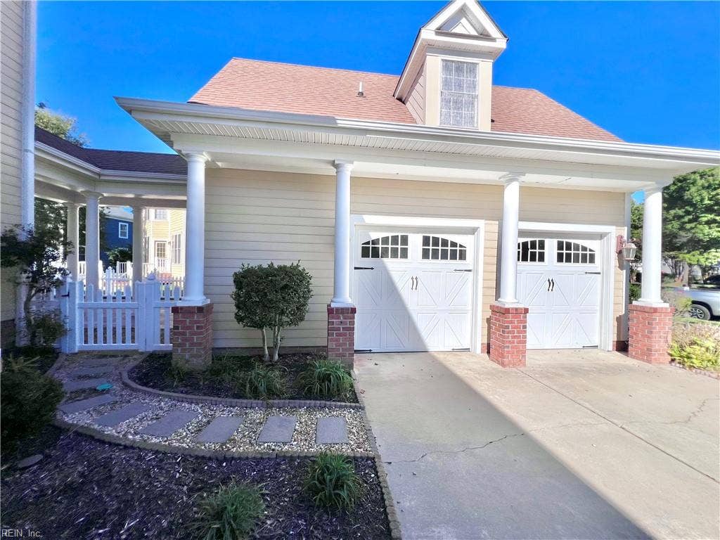 336 Conservation Crossing, Chesapeake, VA 23320