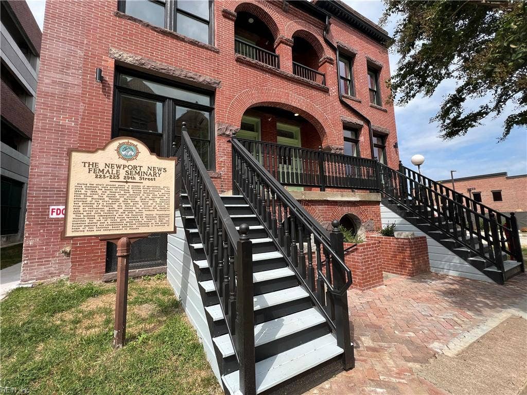 223 29th Street, #101, Newport News, VA 23607 223 29th Street, #101, Newport News, VA 23607