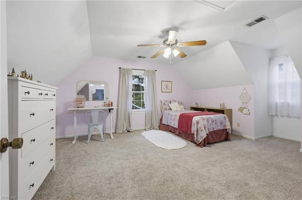 424 Pines Of Warrick Drive, Pines Of Warrick, Chesapeake, VA 23322