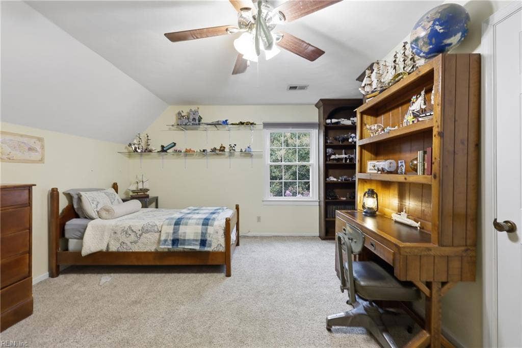 424 Pines Of Warrick Drive, Pines Of Warrick, Chesapeake, VA 23322
