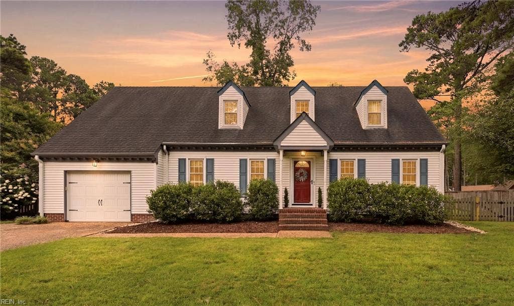 424 Pines Of Warrick Drive, Pines Of Warrick, Chesapeake, VA 23322