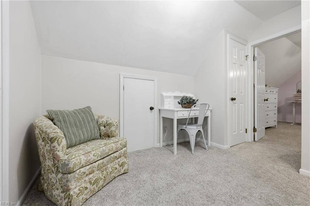 424 Pines Of Warrick Drive, Pines Of Warrick, Chesapeake, VA 23322