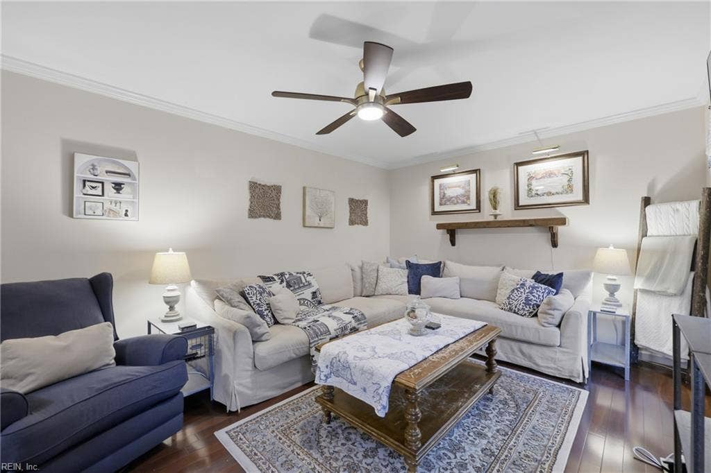 424 Pines Of Warrick Drive, Pines Of Warrick, Chesapeake, VA 23322