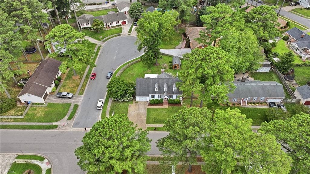 424 Pines Of Warrick Drive, Pines Of Warrick, Chesapeake, VA 23322