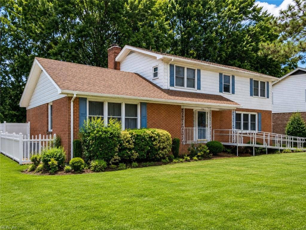 316 Tudor Place, Chesapeake, VA 23325 316 Tudor Place, Chesapeake, VA 23325