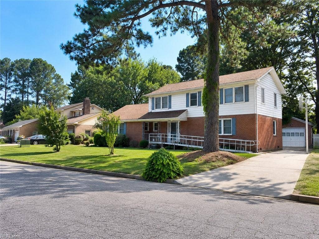 316 Tudor Place, Chesapeake, VA 23325 316 Tudor Place, Chesapeake, VA 23325