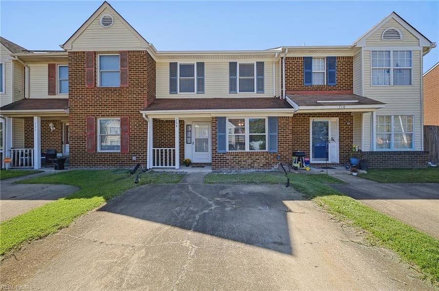 Property photo for 708 Nottaway Drive, Chesapeake, VA