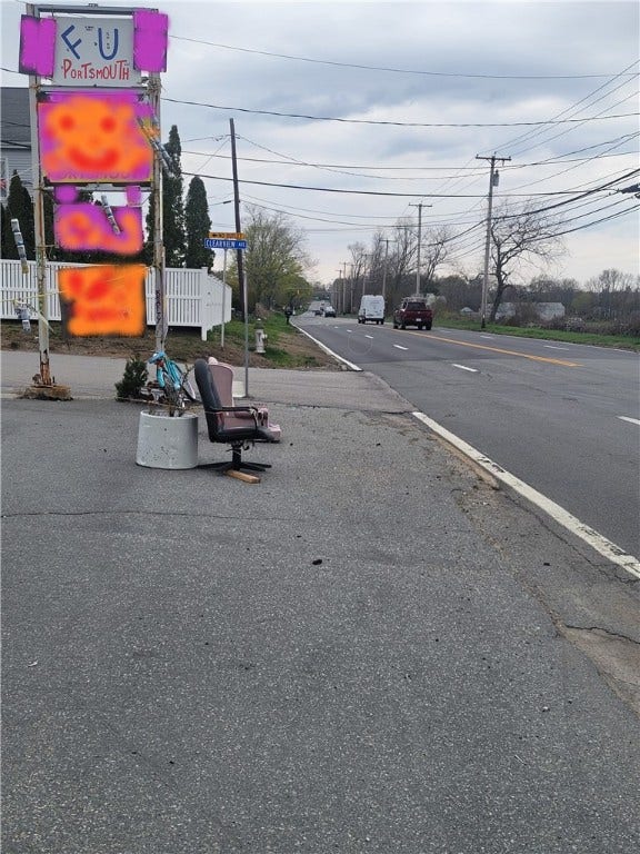 1074 East Main Road, Portsmouth, RI 02871 1074 East Main Road, Portsmouth, RI 02871