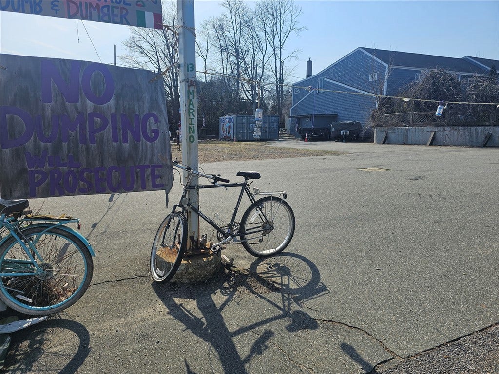 1074 East Main Road, Portsmouth, RI 02871 1074 East Main Road, Portsmouth, RI 02871