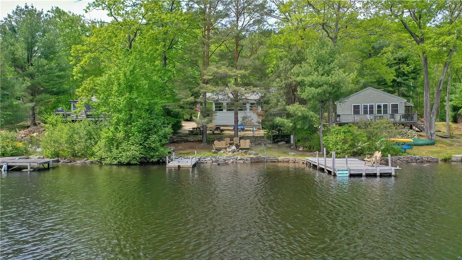 Property photo for 490 Courthouse Lane, Burrillville, RI