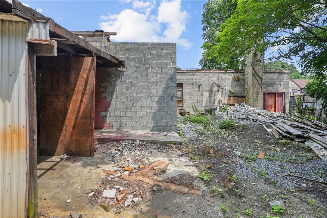 50 Waterman Avenue, North Providence, RI 02911 50 Waterman Avenue, North Providence, RI 02911