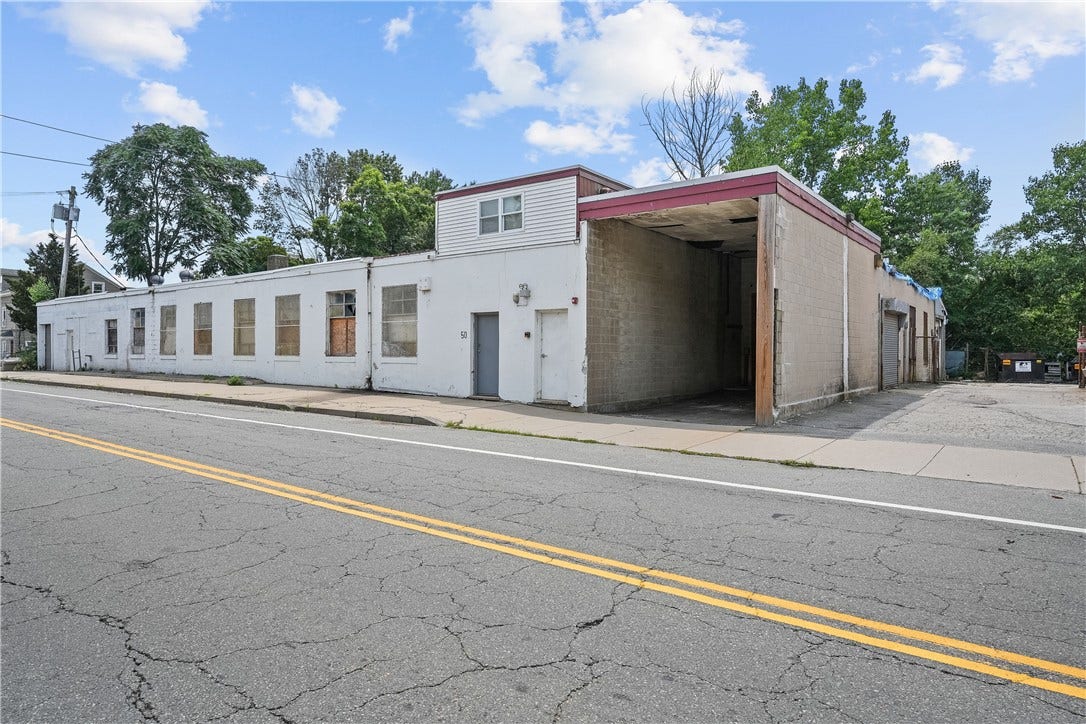 50 Waterman Avenue, North Providence, RI 02911 50 Waterman Avenue, North Providence, RI 02911