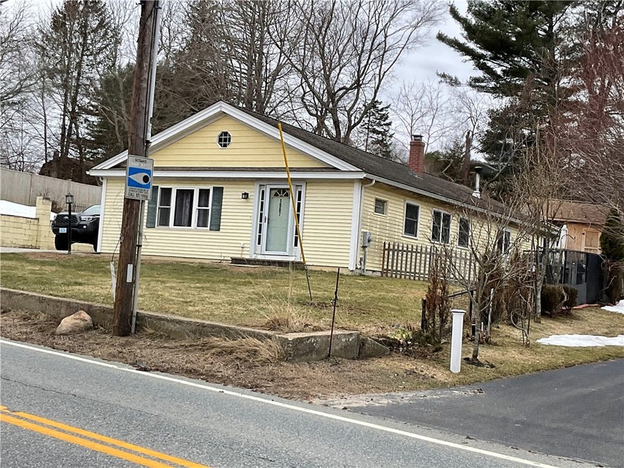 Property photo for 1567 PLAINFIELD Pike, Scituate, RI