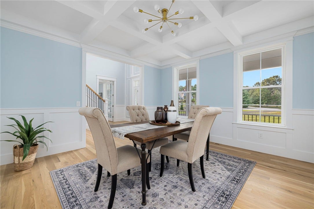 35 Beech Crest Road, East Greenwich, RI 02818
