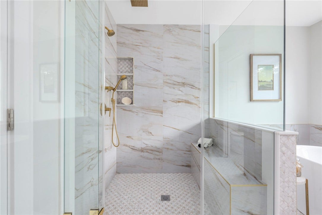 35 Beech Crest Road, East Greenwich, RI 02818