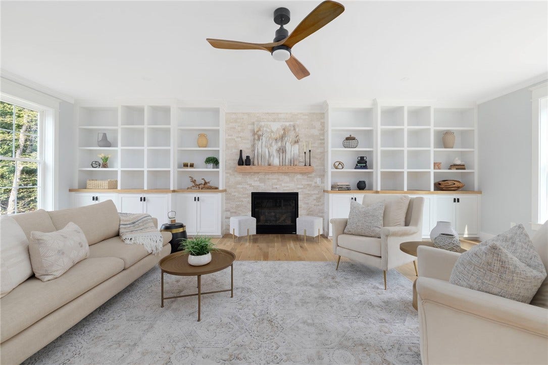 35 Beech Crest Road, East Greenwich, RI 02818