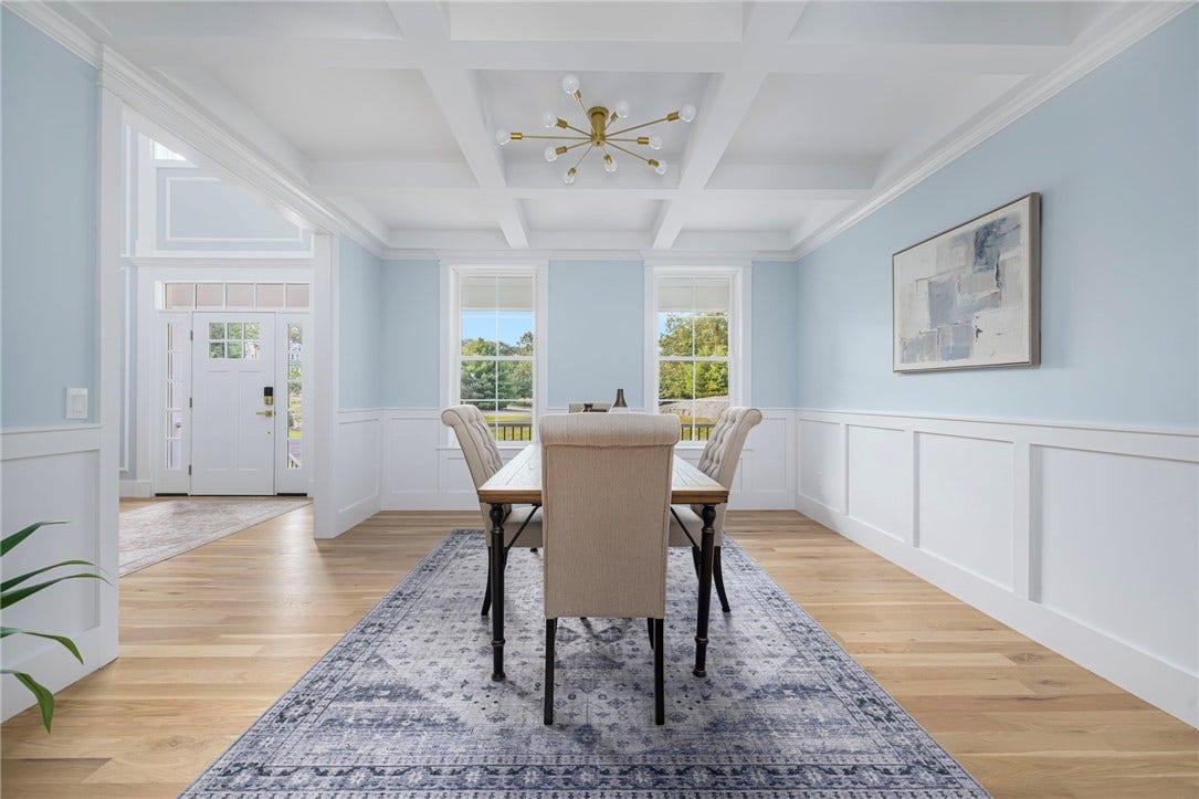 35 Beech Crest Road, East Greenwich, RI 02818