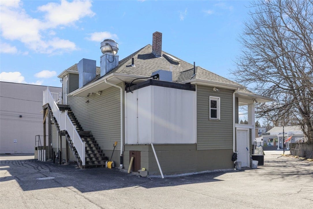 1137 Charles Street, North Providence, RI 02904 1137 Charles Street, North Providence, RI 02904