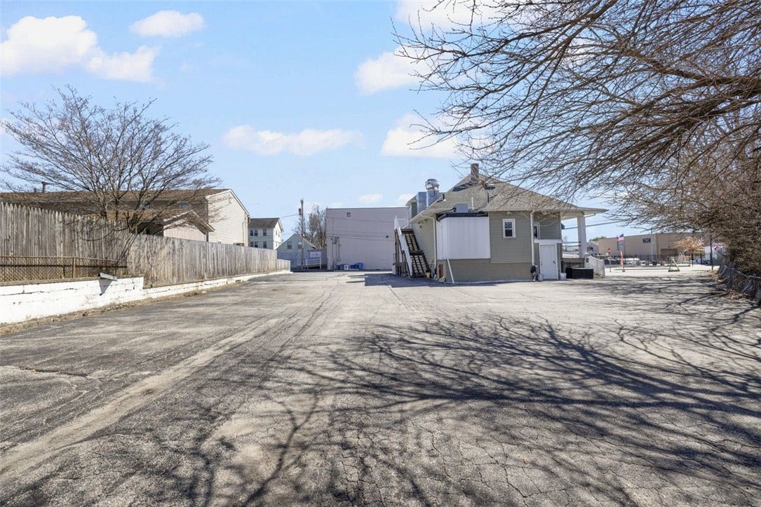 1137 Charles Street, North Providence, RI 02904 1137 Charles Street, North Providence, RI 02904