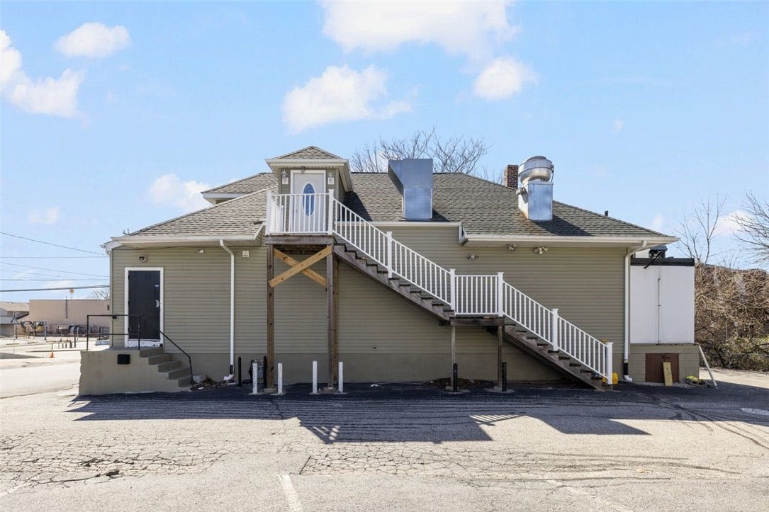 1137 Charles Street, North Providence, RI 02904 1137 Charles Street, North Providence, RI 02904