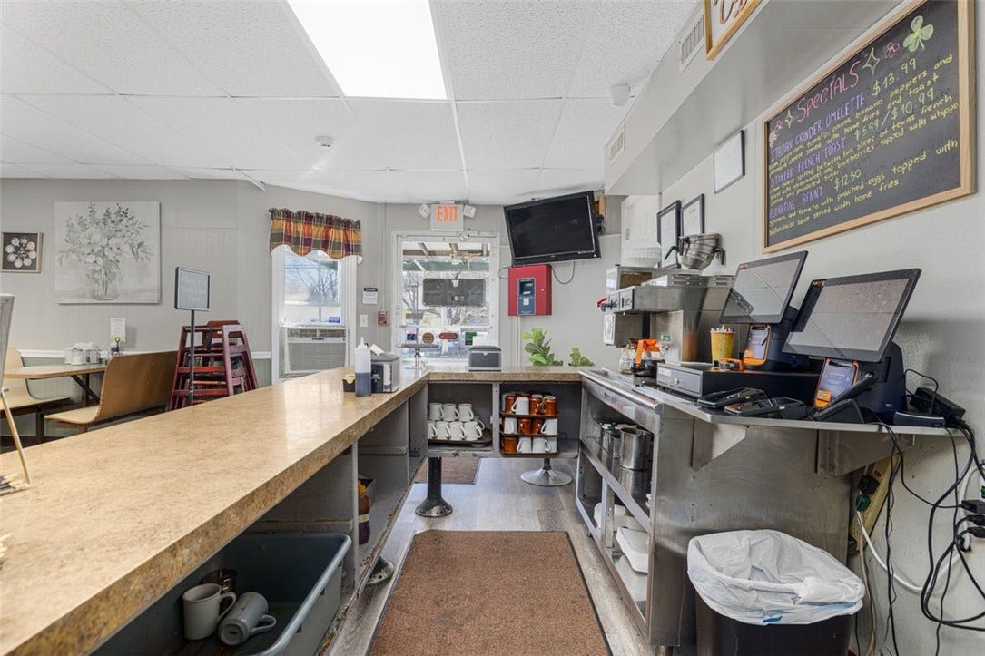 1137 Charles Street, North Providence, RI 02904 1137 Charles Street, North Providence, RI 02904
