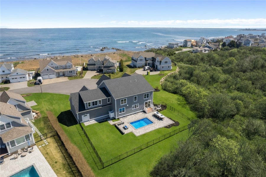 Property photo for 1046 Ocean Road, Narragansett, RI